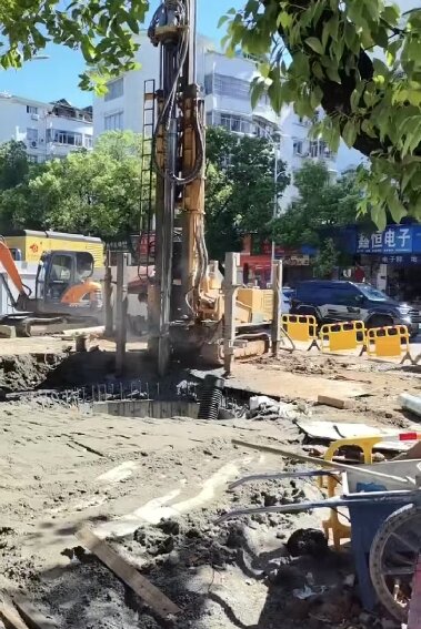 咸安区岩石井